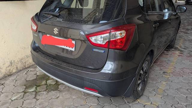 https://images10.gaadi.com/usedcar_image/4393779/original/processed_b4b96354-d042-4167-90a6-503b0cec9e82.jpg?imwidth=6402