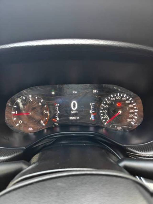 https://images10.gaadi.com/usedcar_image/4393829/original/c26b54ba88c146c7799a4d69d3bb593b.jpg?imwidth=6401