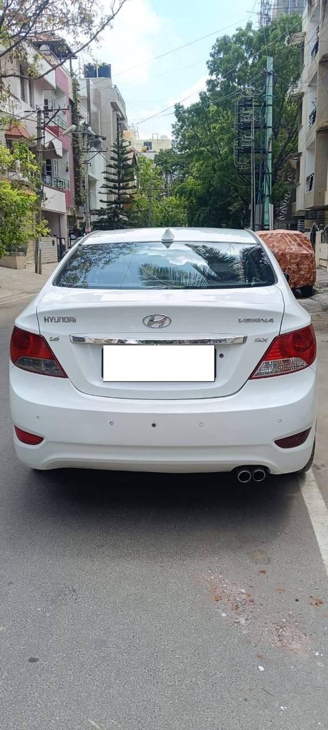 https://images10.gaadi.com/usedcar_image/4393840/original/processed_b1f3701d2f963d051f7796c1df8139c6.jpg?imwidth=6401