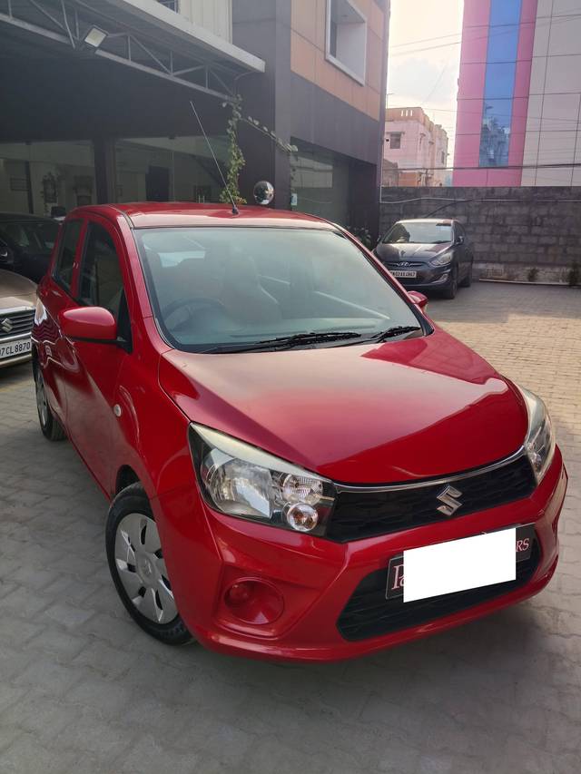 https://images10.gaadi.com/usedcar_image/4393859/original/processed_f6ac716a2d07b64b6156d74450a36ea5.jpg?imwidth=6400