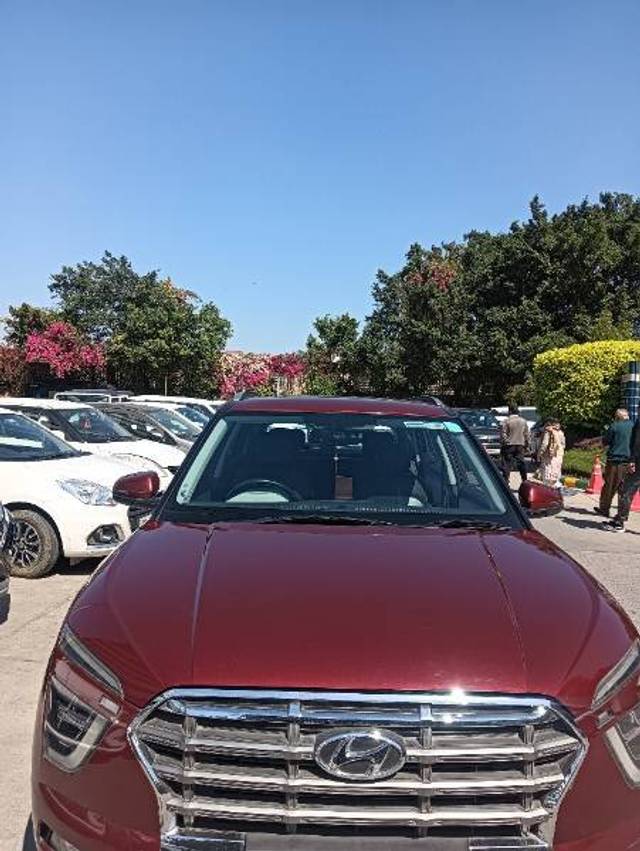 https://images10.gaadi.com/usedcar_image/4393874/original/be5ef1be66958e5c0cf537b2aee9ae91.jpg?imwidth=6400