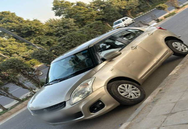 https://images10.gaadi.com/usedcar_image/4393888/original/df053d7a8ce1c02ae1eeba4531a7161d.jpg?imwidth=6402