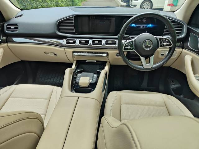 https://images10.gaadi.com/usedcar_image/4393893/original/7a4cfd9278f73fee6f7a4ccc226c5cad.jpeg?imwidth=6400