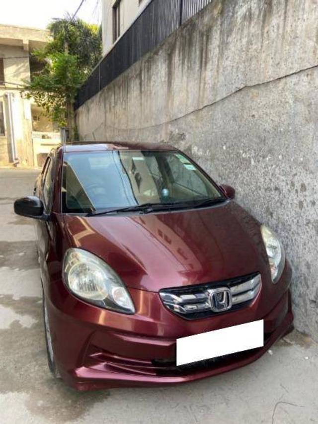 https://images10.gaadi.com/usedcar_image/4393921/original/64ebb011d990f807595b8b683c9b37da.jpeg?imwidth=6400