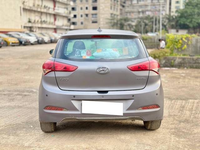 https://images10.gaadi.com/usedcar_image/4393933/original/processed_e33c9c1630e4f67e88f08ac75de0882d.jpg?imwidth=6402