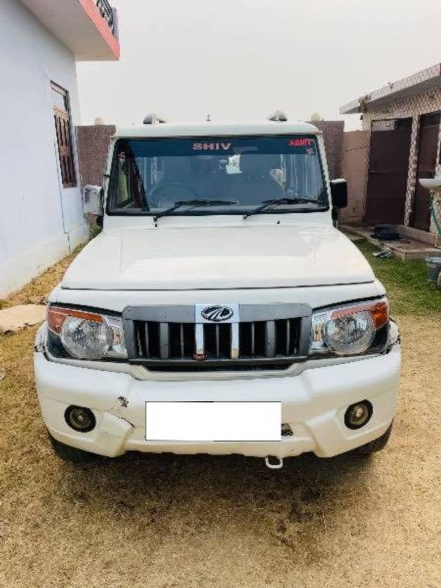 https://images10.gaadi.com/usedcar_image/4393937/original/processed_d92a399f-bbb8-4c30-9f71-8762ba0ca761.jpeg?imwidth=6400