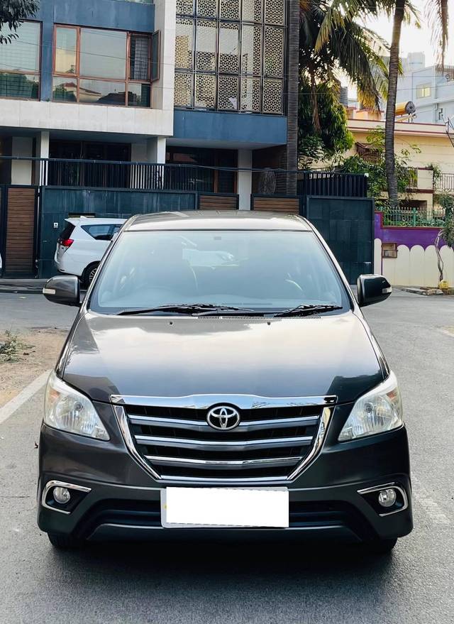 https://images10.gaadi.com/usedcar_image/4393962/original/processed_8d5d1b33-34d7-43f4-b26b-468942c508e4.jpg?imwidth=6402