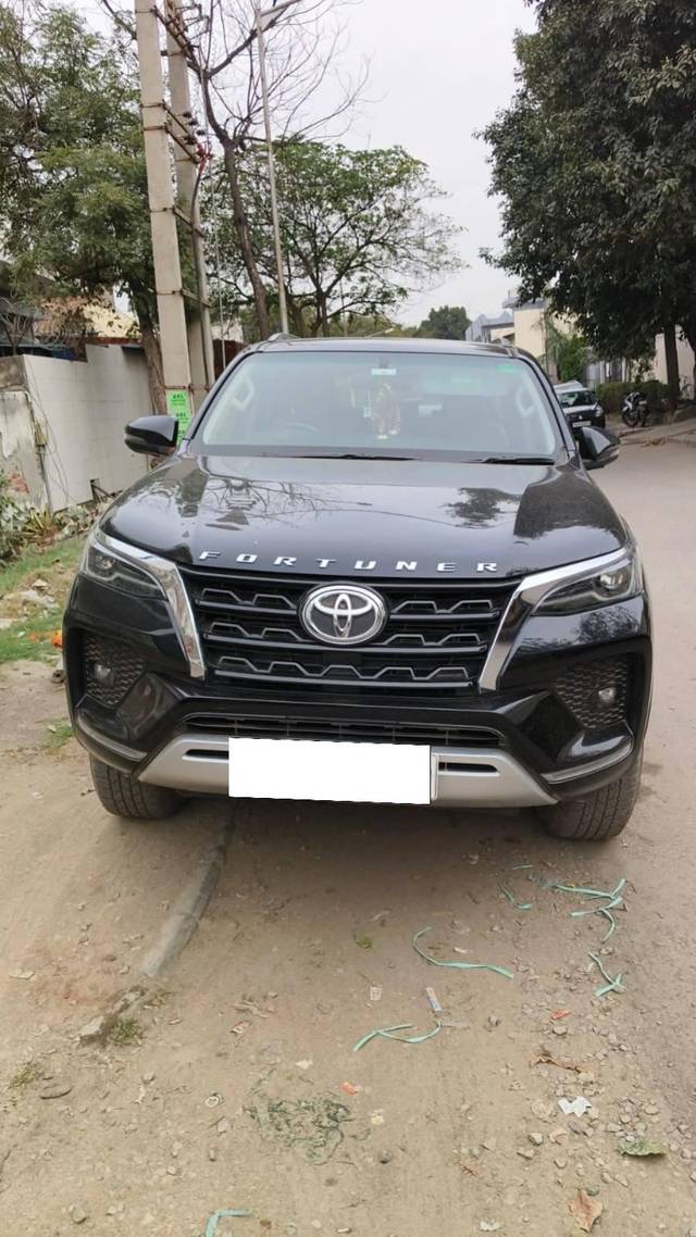 https://images10.gaadi.com/usedcar_image/4393999/original/processed_4e00417a45911076934812660d152cd2.jpg?imwidth=6400