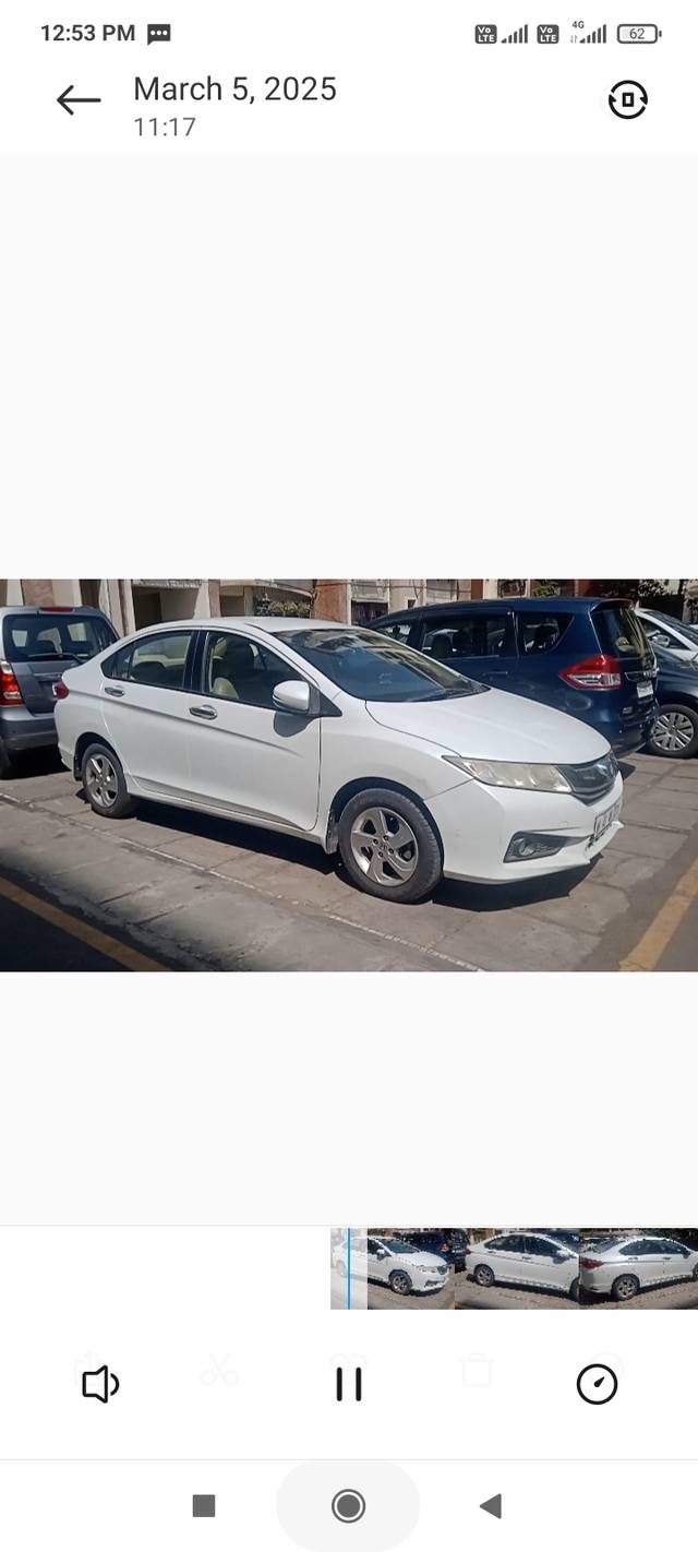 https://images10.gaadi.com/usedcar_image/4394007/original/af5363c15131cee31f9ee449d1839630.jpg?imwidth=6402