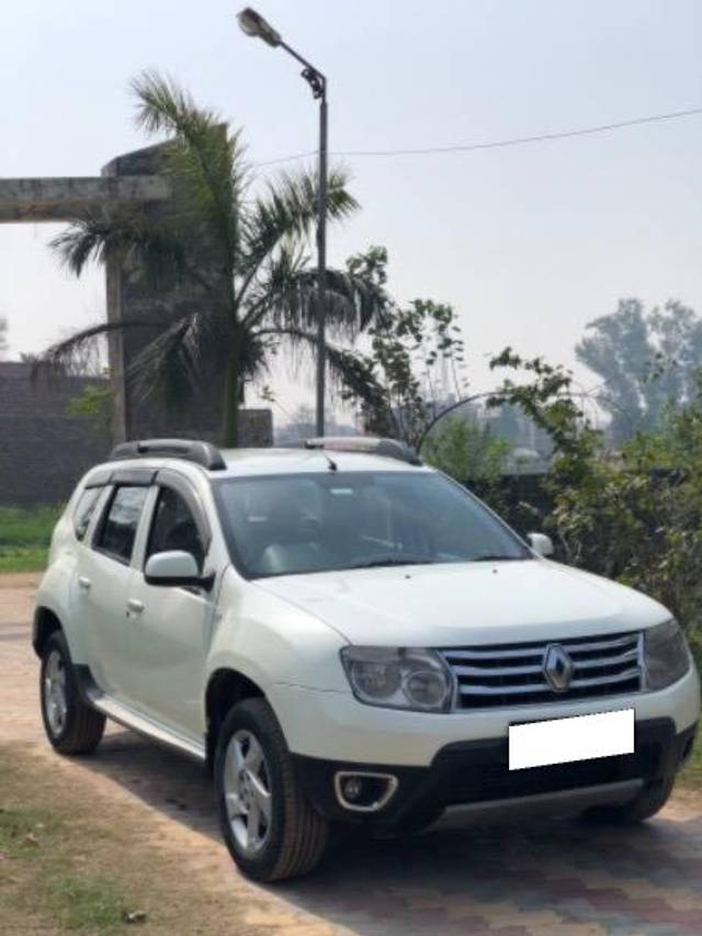 https://images10.gaadi.com/usedcar_image/4394057/original/processed_fbeb3f2c-488b-4e2c-940d-a2c9a4a17581.jpeg?imwidth=6400