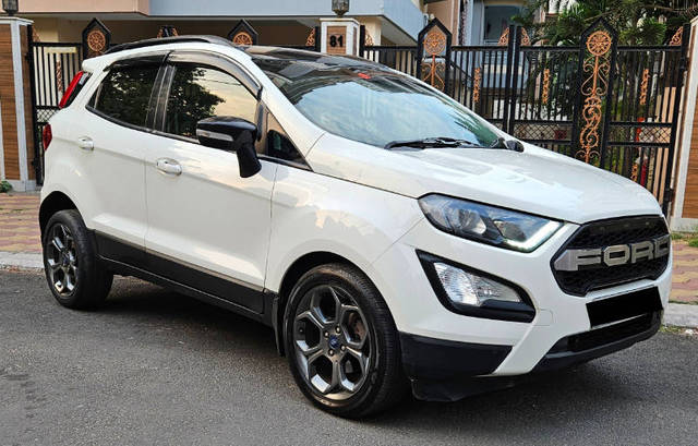 https://images10.gaadi.com/usedcar_image/4394175/original/processed_a905e9aaf7048618abed4d5edd56d5c2.png?imwidth=6400