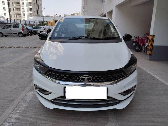 https://images10.gaadi.com/usedcar_image/4394198/original/2f3d74d9f91e6009ba9b98905d542372.jpg?imwidth=6400