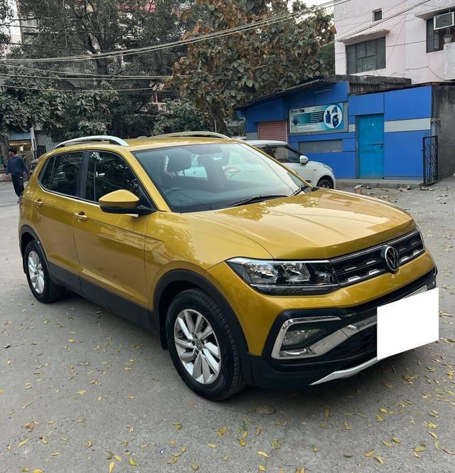 https://images10.gaadi.com/usedcar_image/4394228/original/processed_e2f472a9-6002-4531-8d1d-ab7161008f21.jpg?imwidth=6400