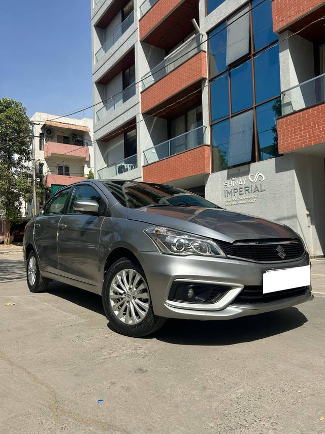 https://images10.gaadi.com/usedcar_image/4394293/original/processed_665d6f209a3ee4af902f51ec7c3e4211.jpeg?imwidth=6400