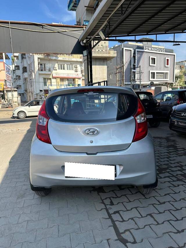 https://images10.gaadi.com/usedcar_image/4394350/original/processed_832d8c0c8d4e67ece88eb589d0187f2f.jpg?imwidth=6401