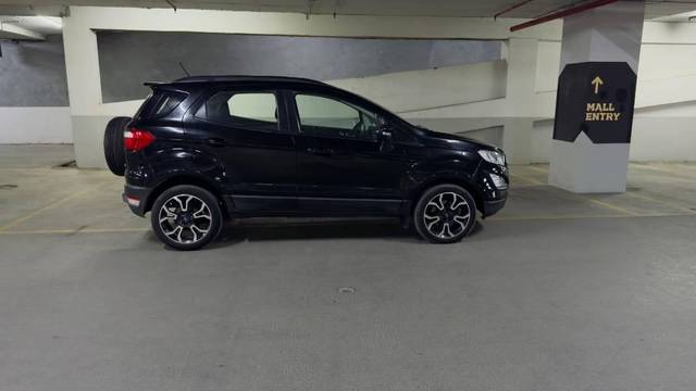 https://images10.gaadi.com/usedcar_image/4394518/original/processed_02e0ba72-df2b-4db3-9e75-5a97872caca0.jpeg?imwidth=6401