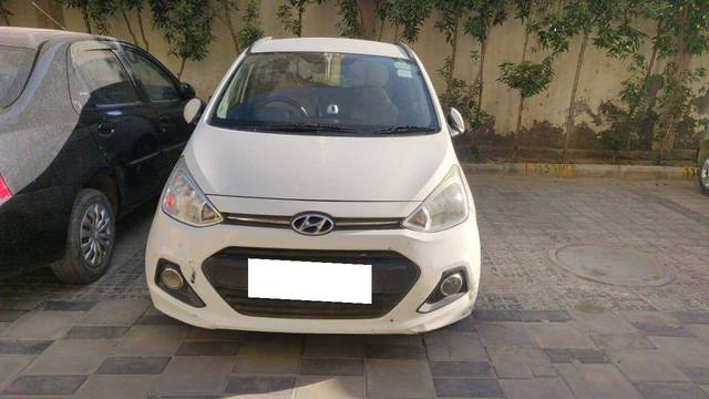 https://images10.gaadi.com/usedcar_image/4394538/original/74da1bd30057e19a6e89e80996217381.jpg?imwidth=6400