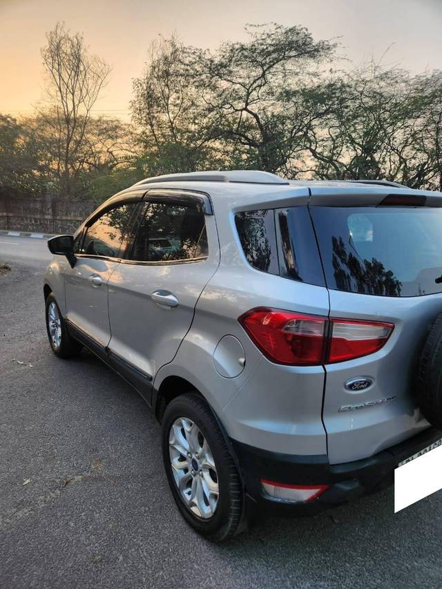 https://images10.gaadi.com/usedcar_image/4394610/original/processed_61205e461252d1e083c5b3f7ccac632f.jpeg?imwidth=6402