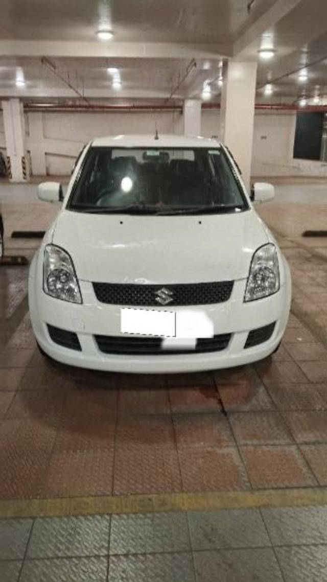 https://images10.gaadi.com/usedcar_image/4394639/original/processed_b8c92d73-aa9a-4cfa-9e9a-f4e87831acab.jpg?imwidth=6400