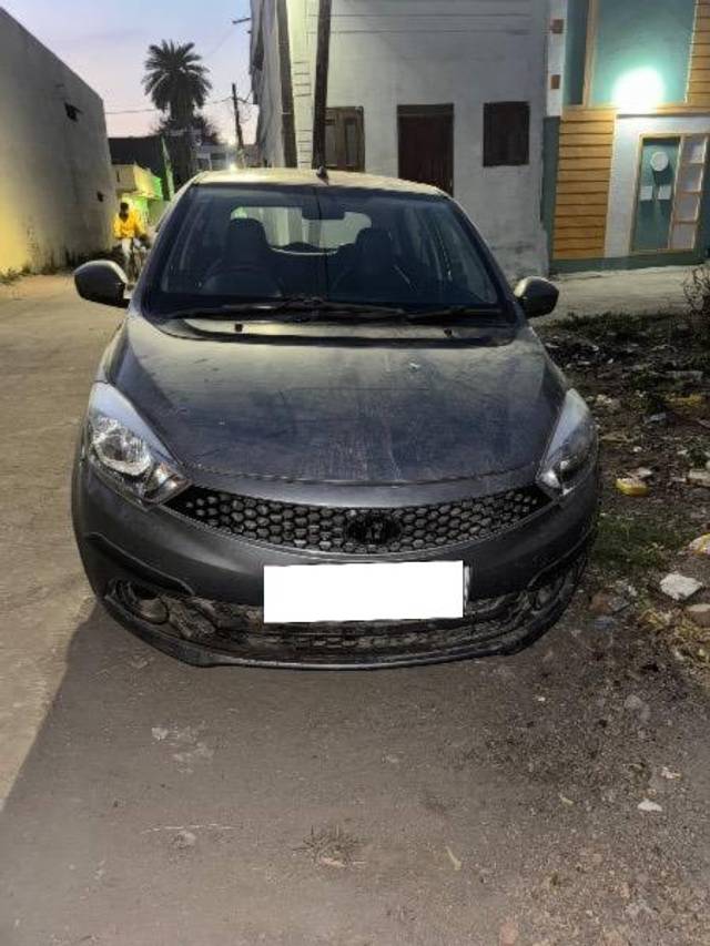 https://images10.gaadi.com/usedcar_image/4394672/original/processed_64104a07-ec68-4d7b-a8d5-b4a0635afd84.jpeg?imwidth=6400