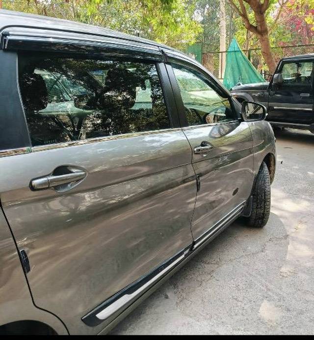 https://images10.gaadi.com/usedcar_image/4394691/original/2049c9aba884eb178adb6fc062706af8.jpeg?imwidth=6400