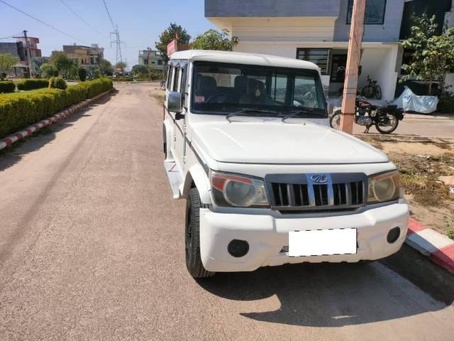 https://images10.gaadi.com/usedcar_image/4394697/original/processed_ec986a10-84f2-4f1f-85bf-ae2818569772.jpg?imwidth=6400