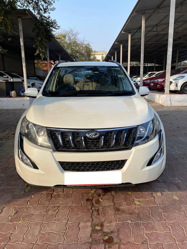 https://images10.gaadi.com/usedcar_image/4394699/original/processed_d3141853-9f38-4941-82ae-9c03f04adc24.jpg?imwidth=6400