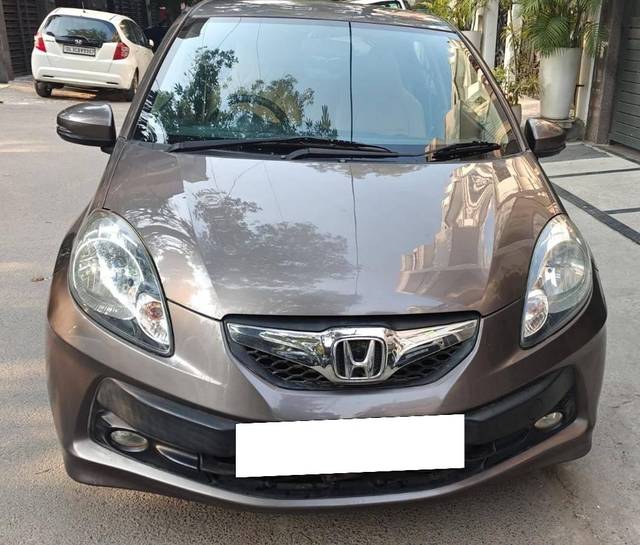 https://images10.gaadi.com/usedcar_image/4394711/original/processed_f84e57f48c4c5544d109e7c8a947d7b1.jpg?imwidth=6400