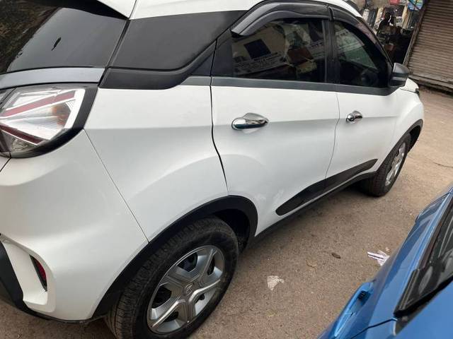 https://images10.gaadi.com/usedcar_image/4394740/original/b23f1594e2f4dc647cf771faf8d6863a.jpg?imwidth=6400