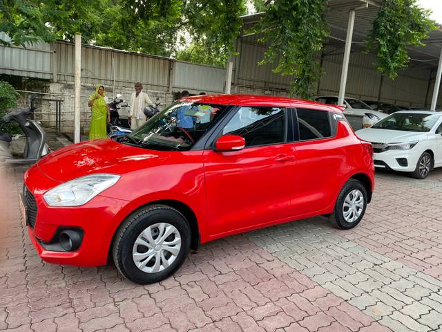 https://images10.gaadi.com/usedcar_image/4394782/original/5ebf15d3-5350-48d0-b429-e8227442f15c.jpg?imwidth=6400