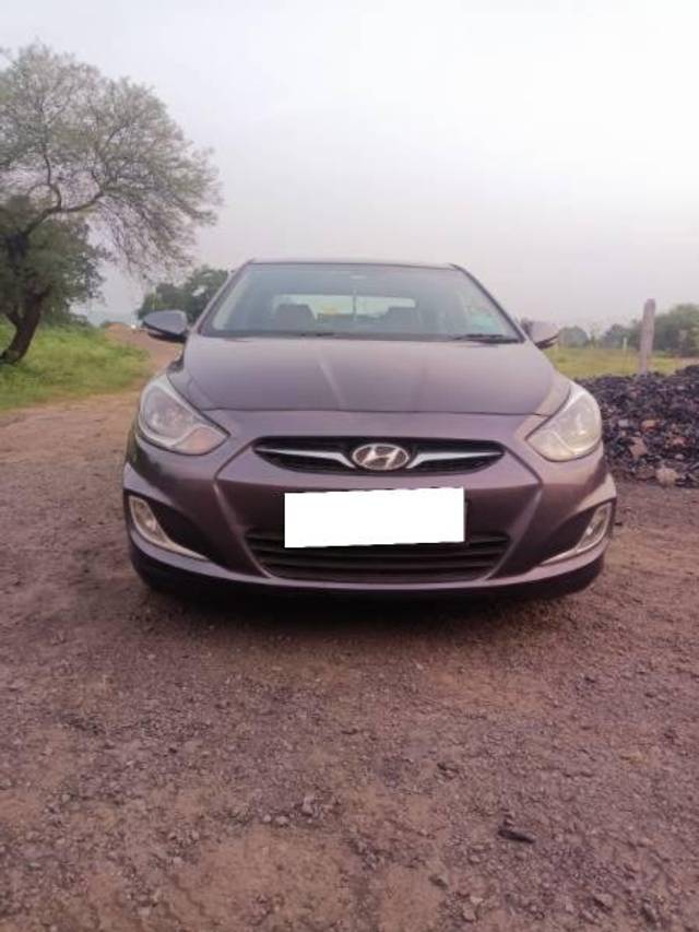 https://images10.gaadi.com/usedcar_image/4395033/original/processed_7b279fec-7277-468f-a54e-c1f3e299998a.jpg?imwidth=6402