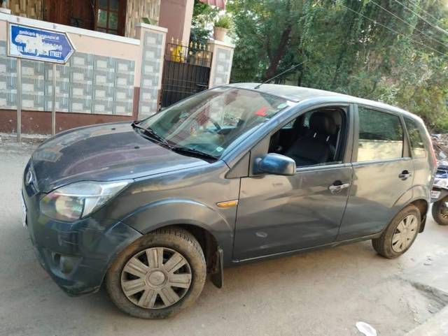 https://images10.gaadi.com/usedcar_image/4395124/original/processed_fa3d3186-894a-44ed-8445-eff348552952.jpg?imwidth=6400