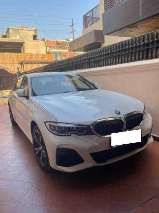 https://images10.gaadi.com/usedcar_image/4395386/original/bb15a565d64343d62e79b3718c39a0d3.jpeg?imwidth=6400