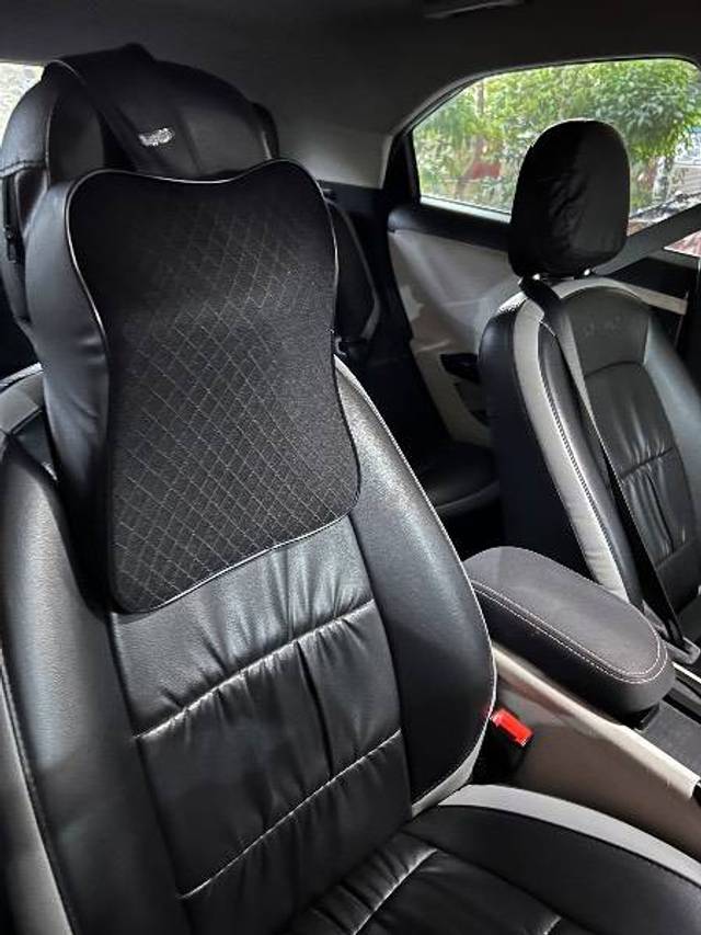 https://images10.gaadi.com/usedcar_image/4395396/original/57ddcf29a8aee7763276b6481de3cdc9.jpeg?imwidth=6400