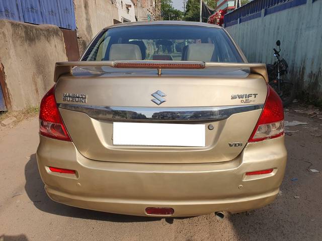 https://images10.gaadi.com/usedcar_image/4395487/original/processed_cf3022f3c459a6064c66b1f496510dfd.jpg?imwidth=6402