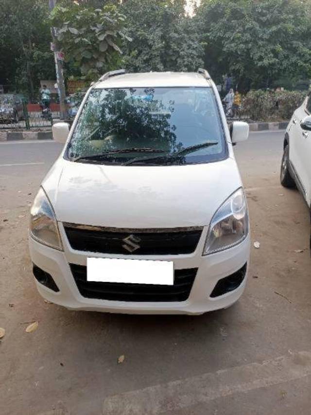 https://images10.gaadi.com/usedcar_image/4395501/original/929e3325179692e86e04e6ae54155882.jpg?imwidth=6400