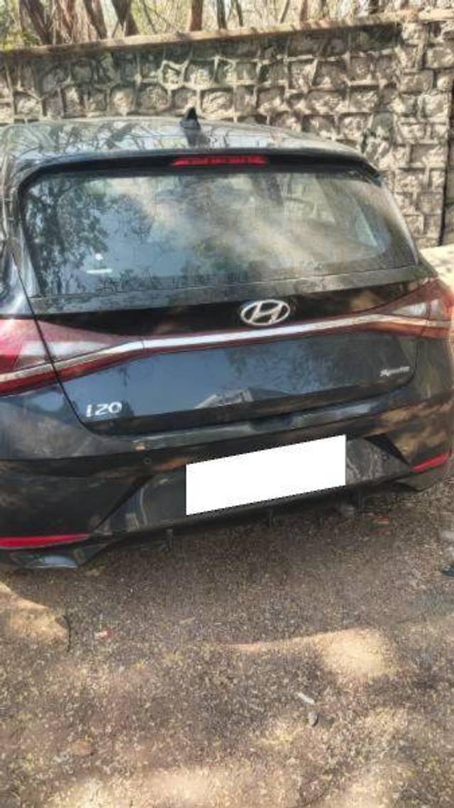 https://images10.gaadi.com/usedcar_image/4395537/original/f8de87385bce363afbcafaebbd341def.jpg?imwidth=6401