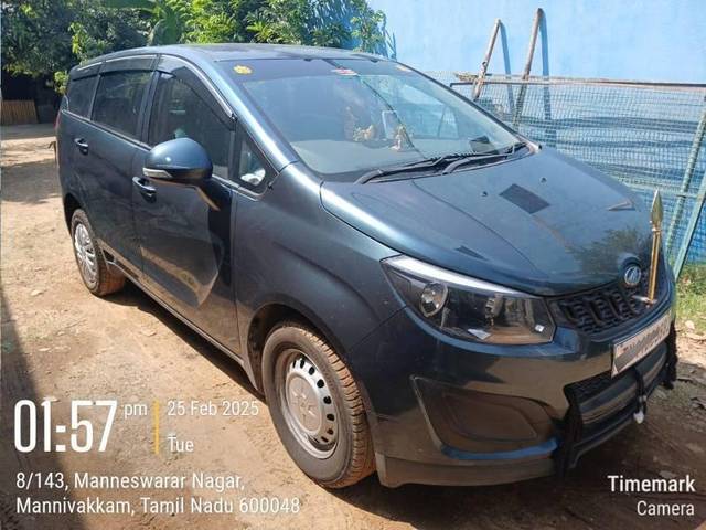 https://images10.gaadi.com/usedcar_image/4395613/original/processed_1da08762-971e-487c-8033-9fc3c3650ffe.jpg?imwidth=6400