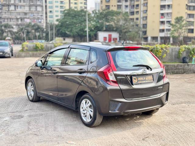 https://images10.gaadi.com/usedcar_image/4395691/original/0003feb556848333dc7c046fd323ae36.jpeg?imwidth=6402