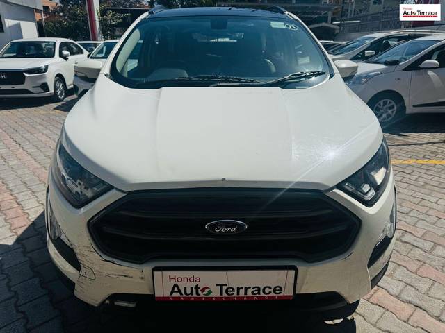 https://images10.gaadi.com/usedcar_image/4395698/original/db1eaa813c0f77777bb92310f14ecc57.jpg?imwidth=6400