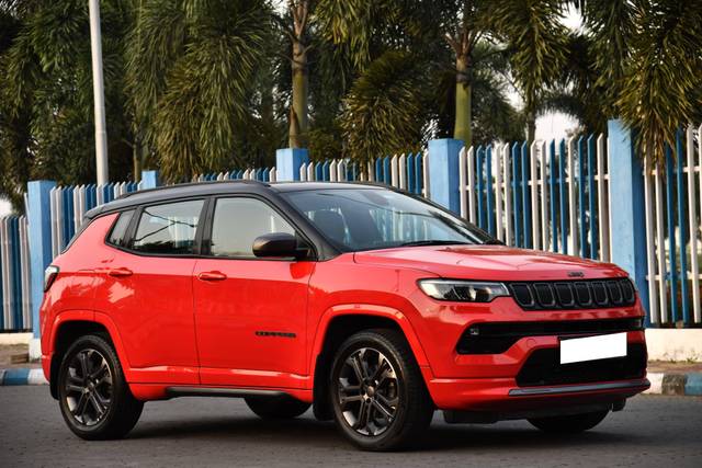 https://images10.gaadi.com/usedcar_image/4395712/original/processed_a6bb9f2e7b698566e3f0d17c89a127d8.jpg?imwidth=6400