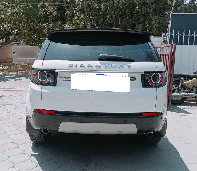 https://images10.gaadi.com/usedcar_image/4395721/original/processed_19d2ff89f9f9c2df1fad59d2331ab1e0.jpeg?imwidth=6402