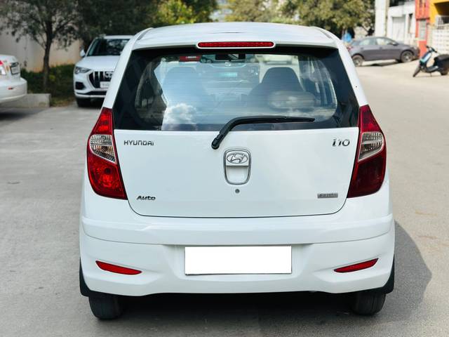 https://images10.gaadi.com/usedcar_image/4395734/original/processed_61ea177e8c28482da21e657f153a47c8.jpg?imwidth=6401