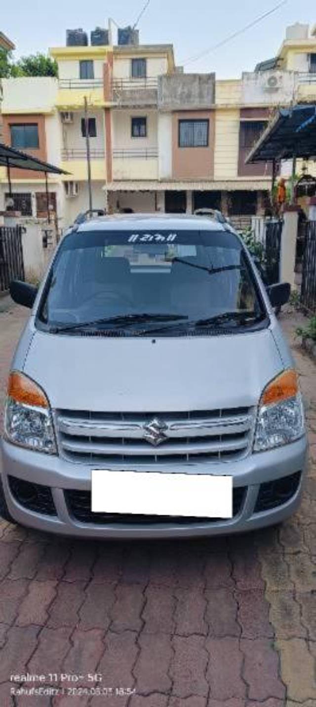 https://images10.gaadi.com/usedcar_image/4395792/original/processed_a79b28c6-f625-4ea7-9fbf-54244707a497.jpg?imwidth=6400