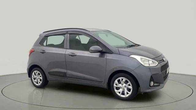https://images10.gaadi.com/usedcar_image/4395821/original/ae577e5f084668c9bc8952aef85982aa.jpg?imwidth=6400