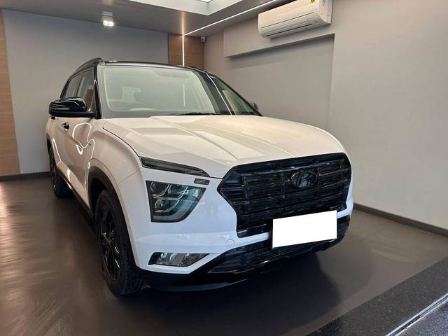 https://images10.gaadi.com/usedcar_image/4395919/original/processed_96116b970fcb30eb10086827a28b3629.jpeg?imwidth=6401