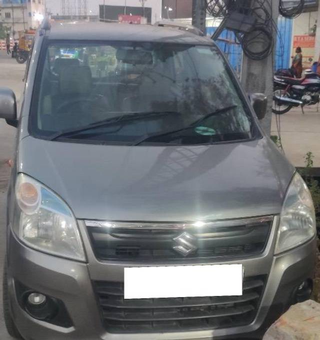 https://images10.gaadi.com/usedcar_image/4395922/original/processed_7f653671-ef50-43ba-aa57-7d71767f946c.jpeg?imwidth=6400