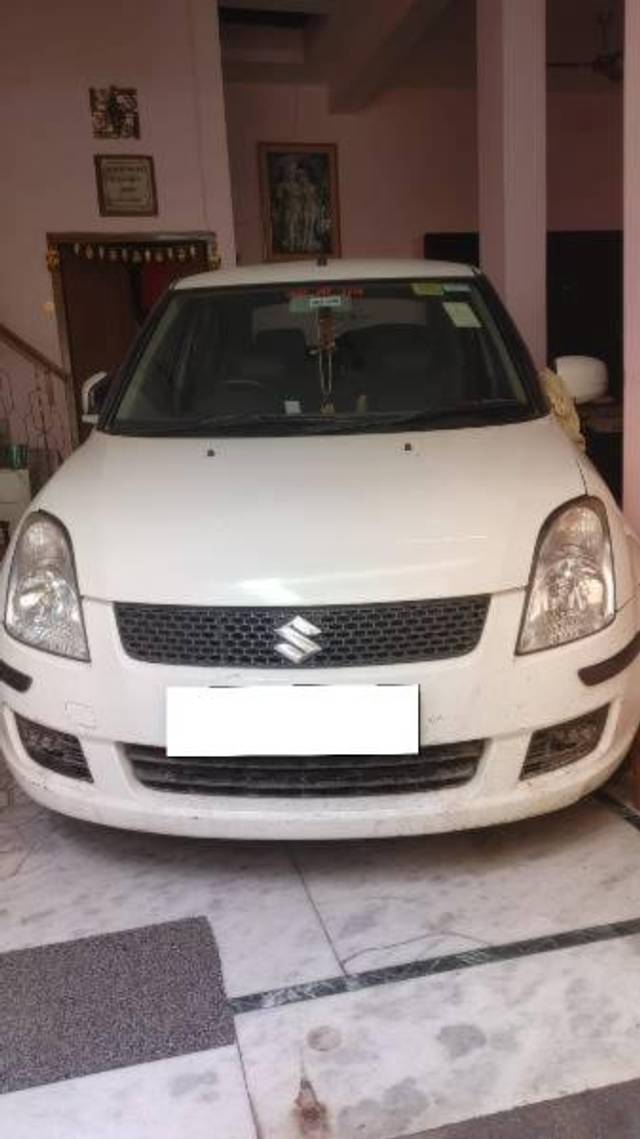 https://images10.gaadi.com/usedcar_image/4395955/original/processed_897b3519-ec5d-44aa-895e-8ec42fbb6be4.jpg?imwidth=6400