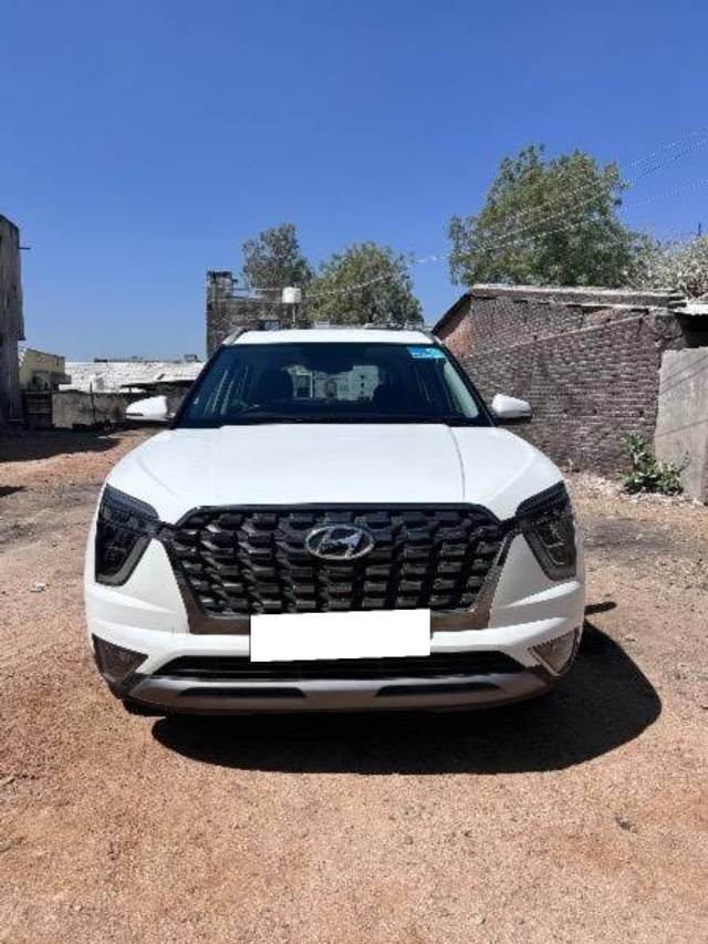 https://images10.gaadi.com/usedcar_image/4395998/original/processed_3efdb2b9-30af-468e-bbfa-32e966d1b410.jpeg?imwidth=6402