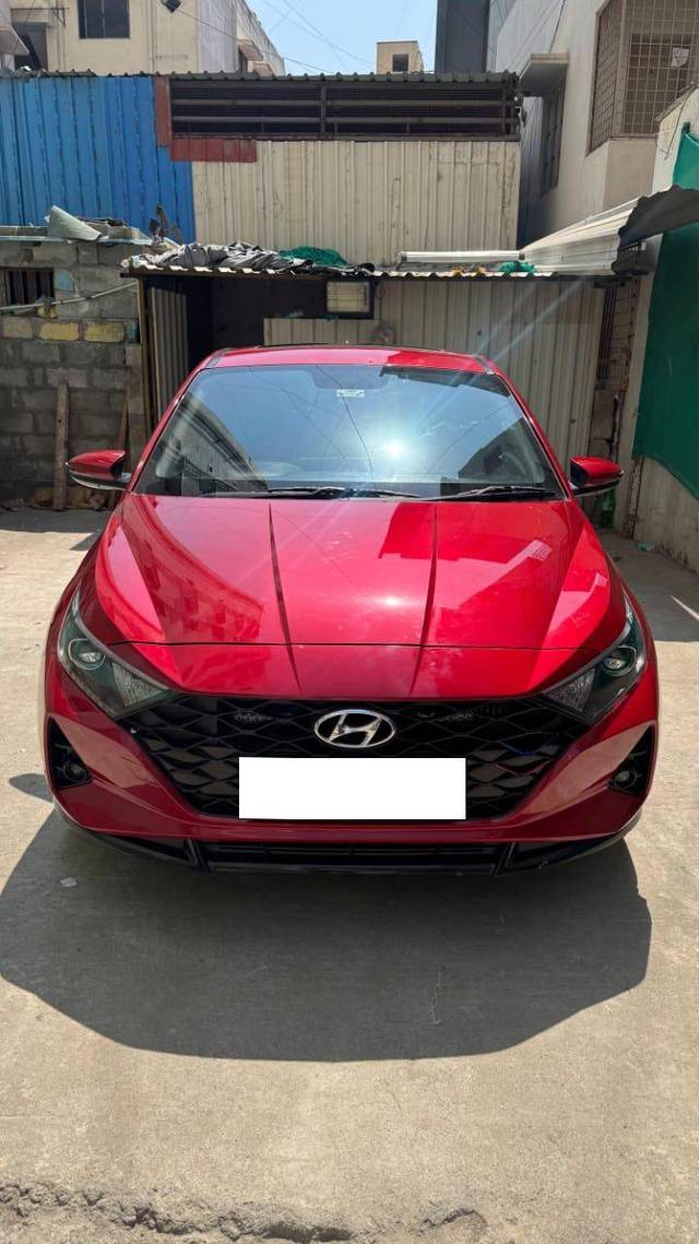 https://images10.gaadi.com/usedcar_image/4396069/original/d58e6f6aa63e0d1de93a4b78026f4bb0.jpg?imwidth=6400